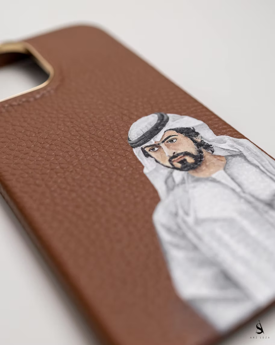 Hand-paint Customization on a Leather Phonecase