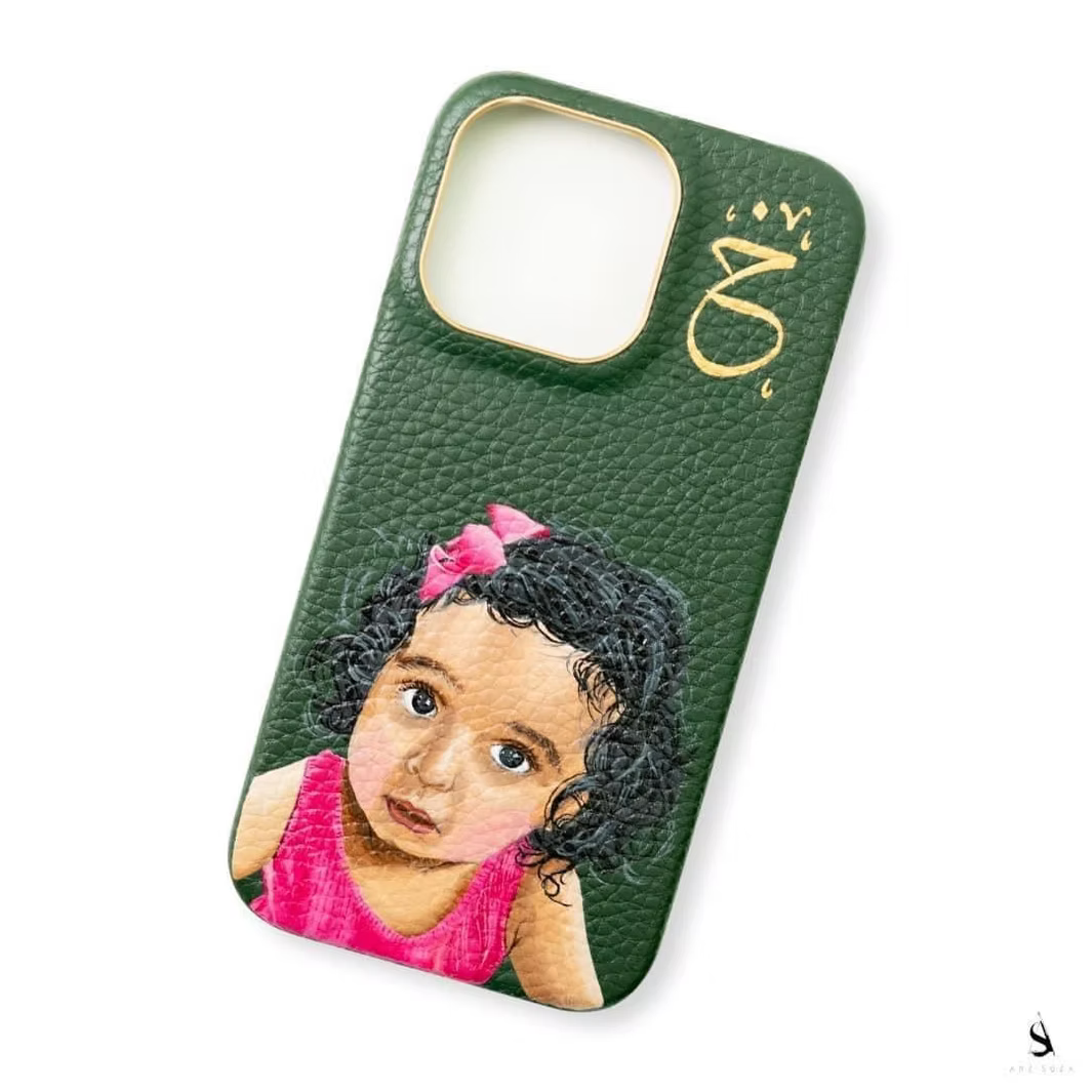 Hand-paint Customization on a Leather Phonecase