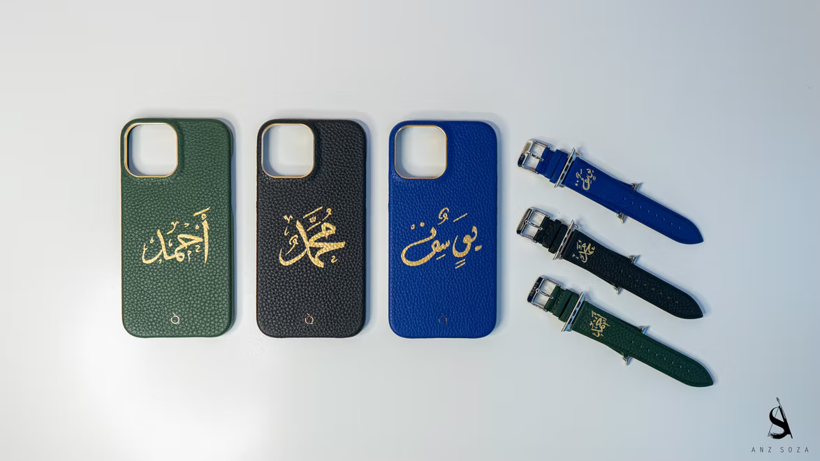 Hand-paint Customization on a Leather Phonecase