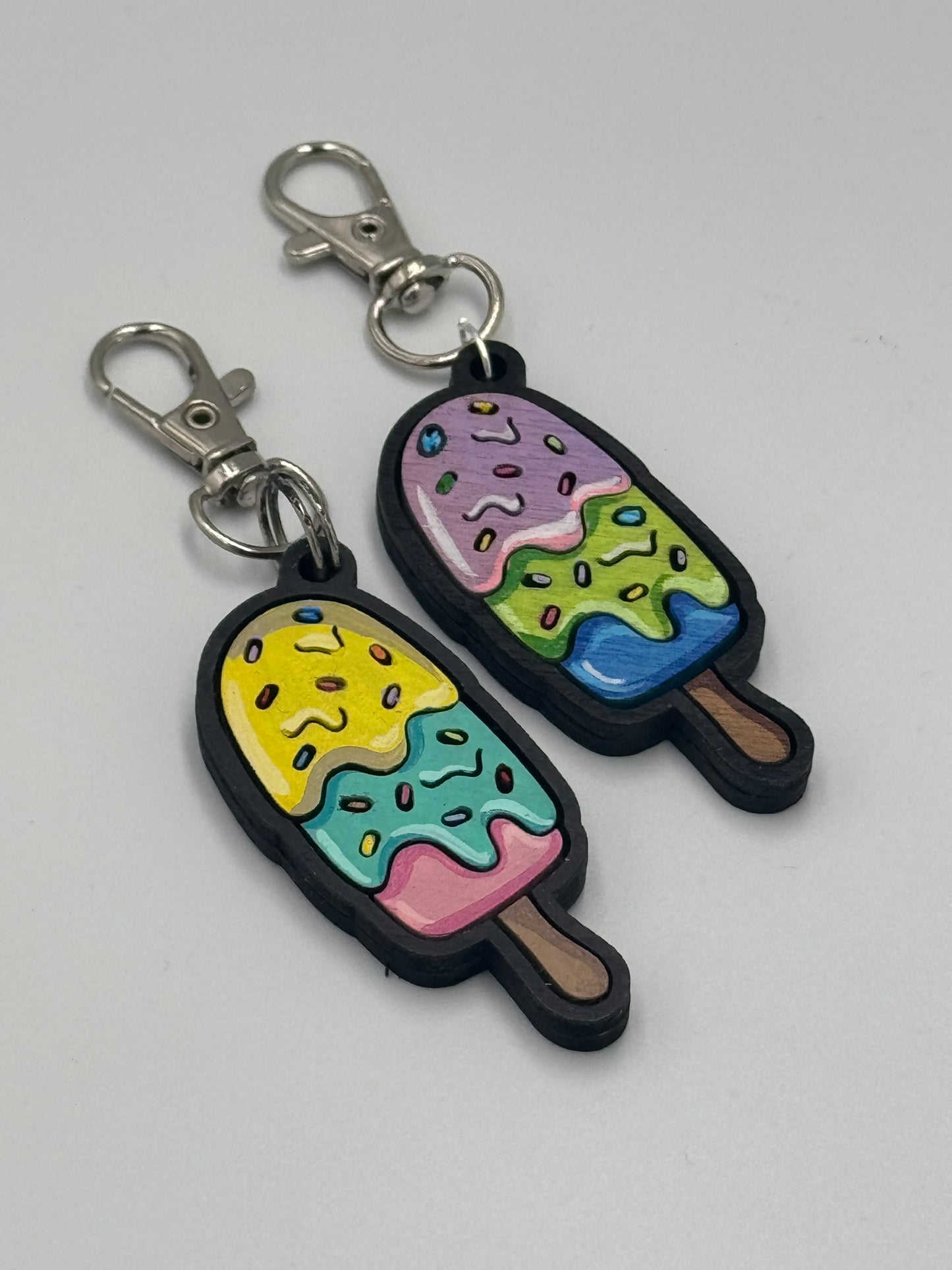 Smart & Stylish: Personalized Tappy Card Keychains