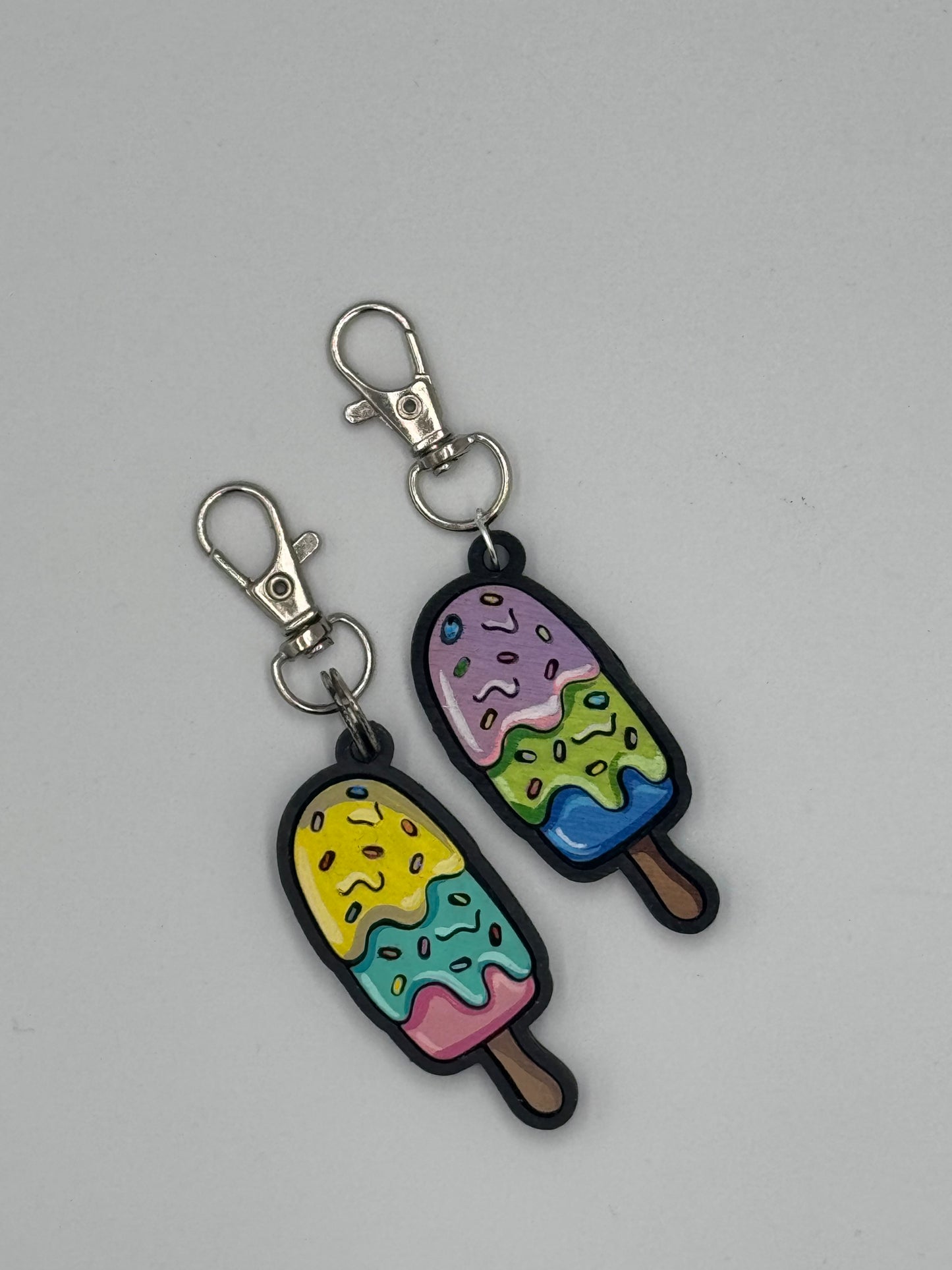 Smart & Stylish: Personalized Tappy Card Keychains
