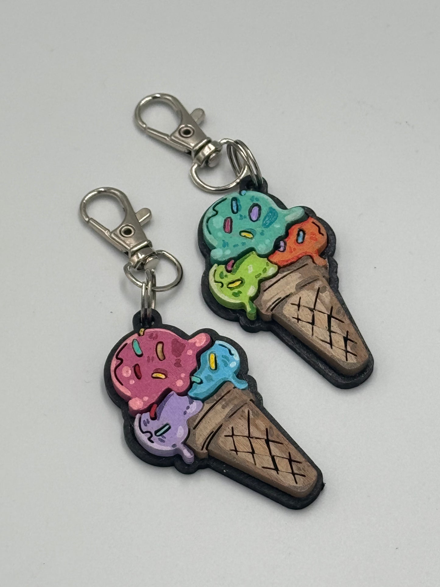 Smart & Stylish: Personalized Tappy Card Keychains